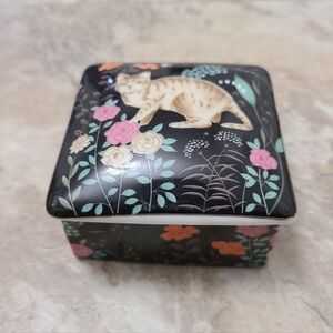 Vintage Floral Tabby Cat Porcelain Black Trinket Jewelry Box With Lid